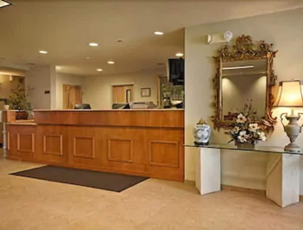 Super 8 By Wyndham Hagerstown/Halfway Area Hotell Exteriör bild