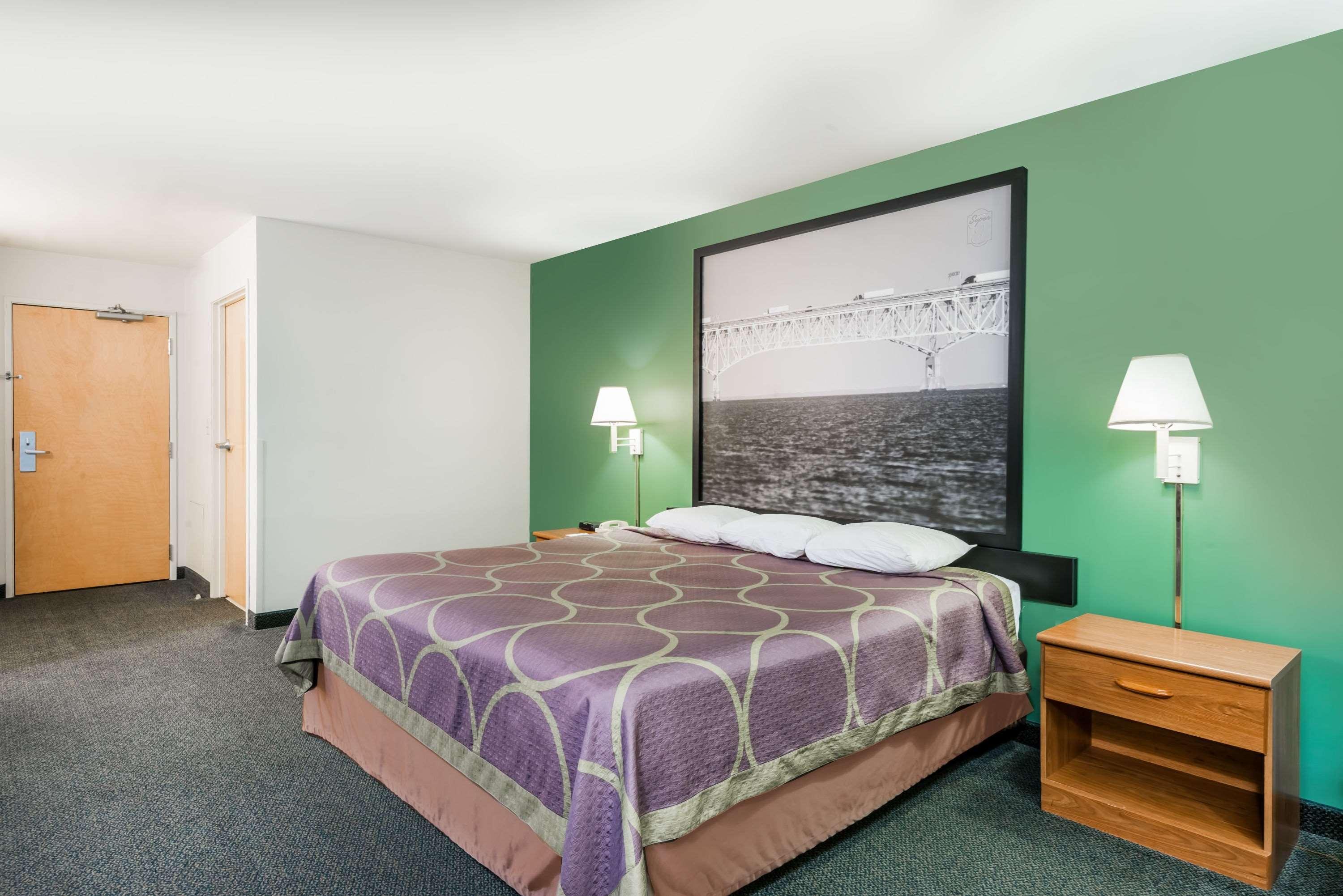 Super 8 By Wyndham Hagerstown/Halfway Area Hotell Exteriör bild